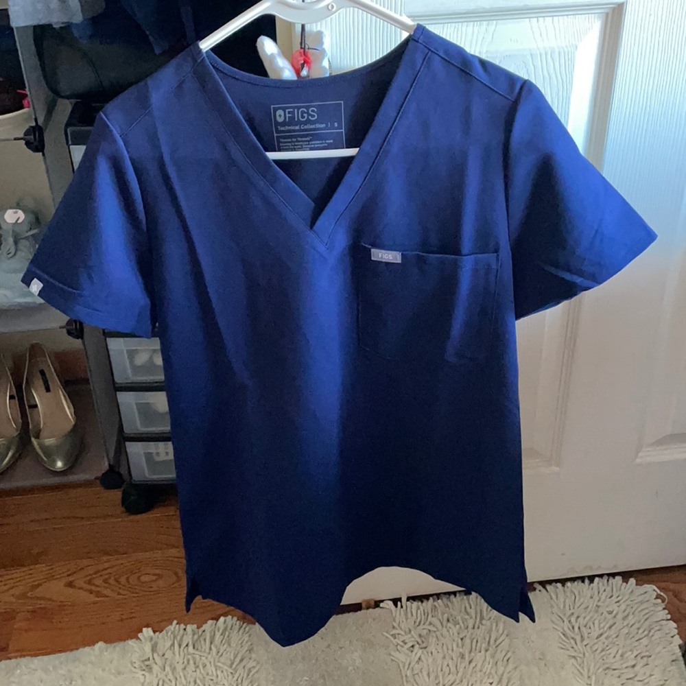 FIGS Navy Blue One Pocket Catarina Scrub Top x2